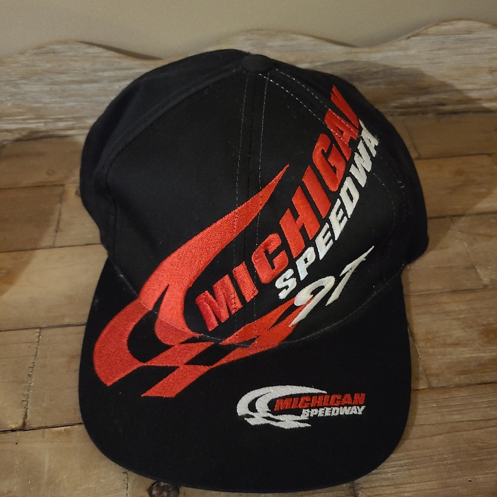 Vintage 1997 Michigan Speedway Snapback